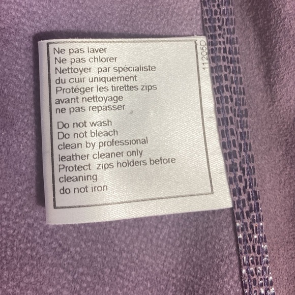 CHANEL Lilac Lizard Embossed Goat Skin Top - Picture 8 of 10